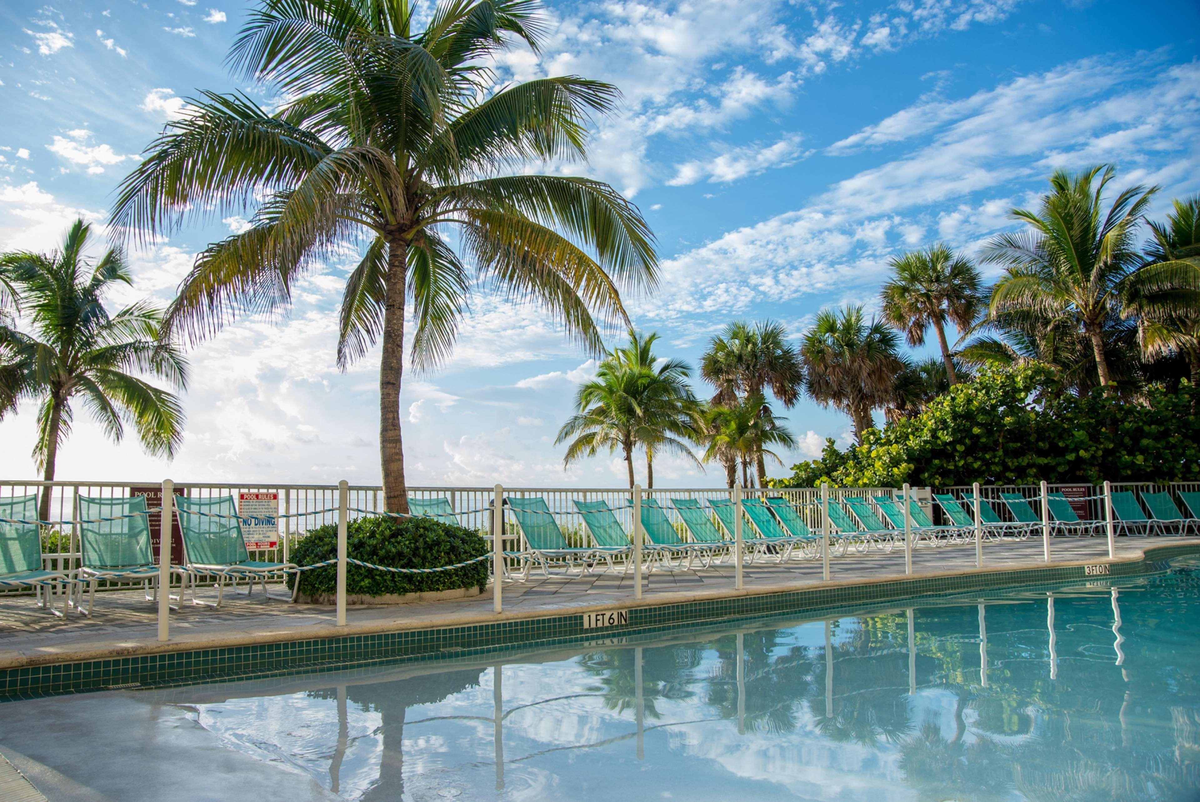 Doubletree By Hilton Ocean Point Resort - North Miami Beach Sunny Isles Beach Bagian luar foto