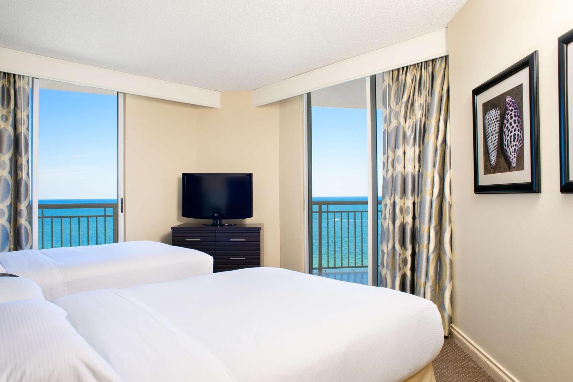 Doubletree By Hilton Ocean Point Resort - North Miami Beach Sunny Isles Beach Bagian luar foto