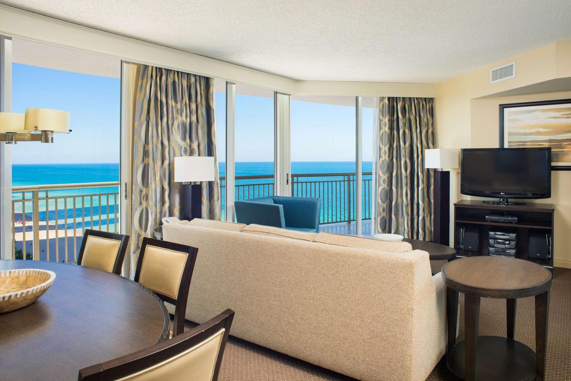 Doubletree By Hilton Ocean Point Resort - North Miami Beach Sunny Isles Beach Bagian luar foto